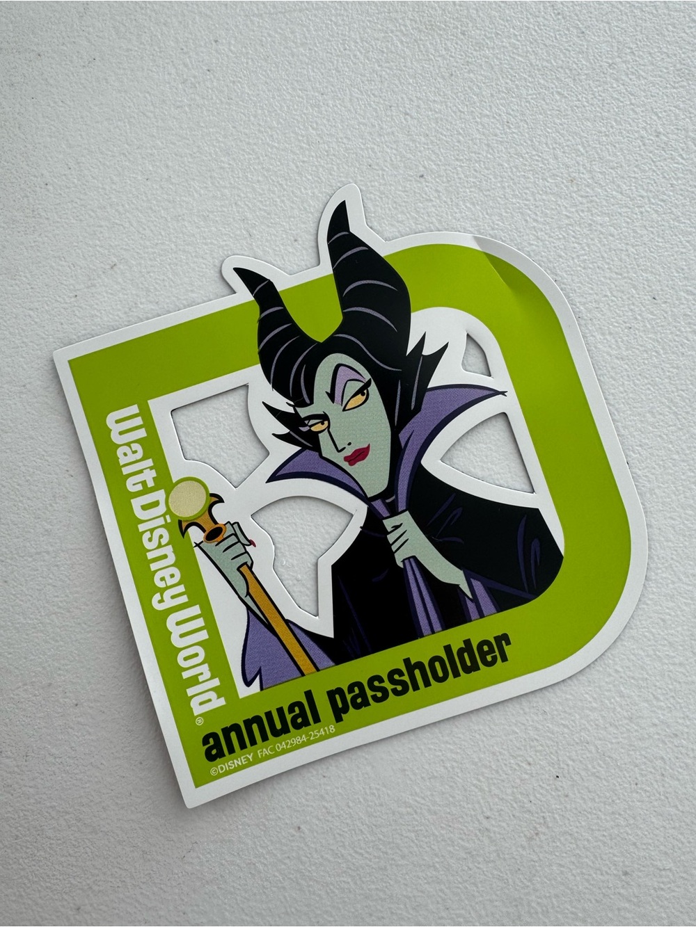 DISNEY | Annual Passholder Maleficent Magnet Official WDW Villains Collectible